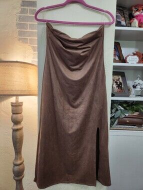 Le Lis Strapless Dress With Slit Size Med P2p 18 EUC